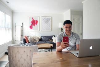 Investing with a financial advisor
