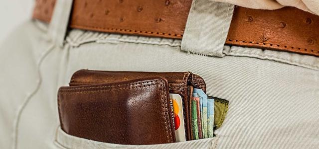 Credit Cards vs. Debit Cards